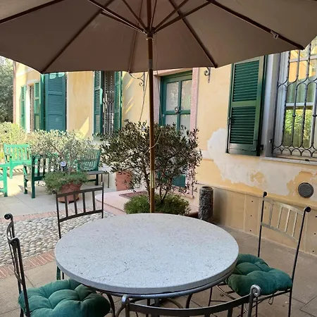Apartament Flower Finale Ligure